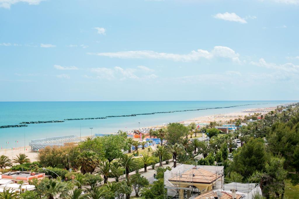 Hotel Le Soleil San Benedetto del Tronto Exterior foto